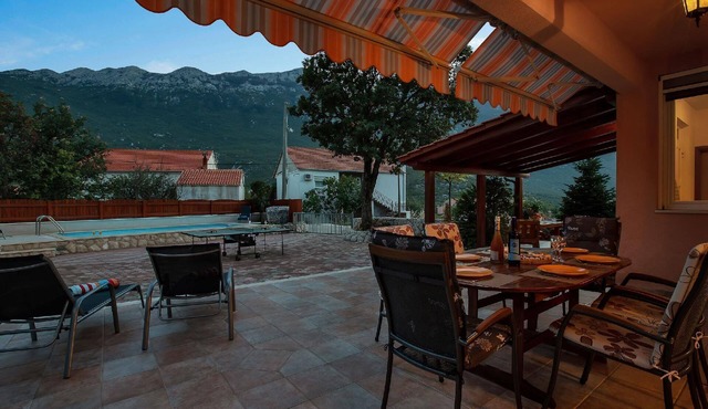 Holiday house Zagvozd for 1 - 8 persons with 4 bedrooms - Row house