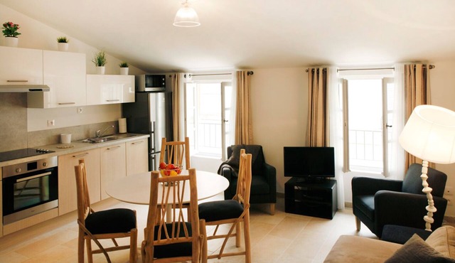 Holiday in Arles: Apartment of the Antique Theatre 1