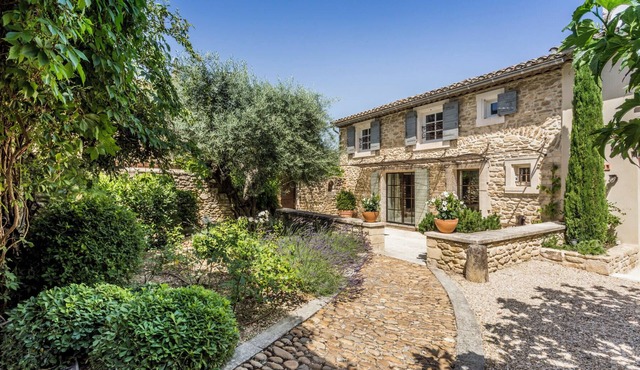 Holiday in Provence - La Bastide de Maubec