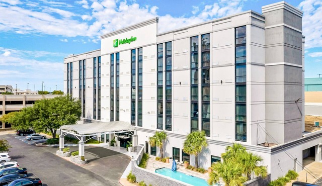 Holiday Inn Alexandria - Downtown by IHG