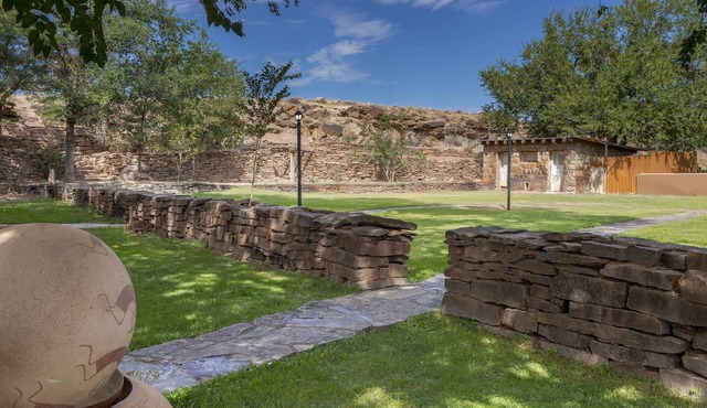 Holiday Inn Canyon De Chelly by IHG