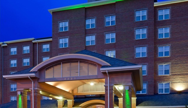 Holiday Inn Chantilly-Dulles Expo Center by IHG