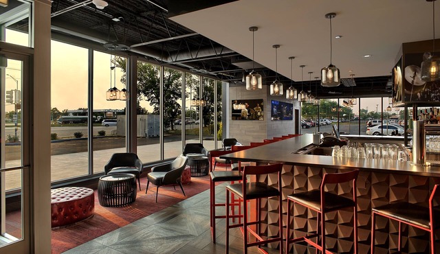 Holiday Inn Chicago – Midway Airport S by IHG