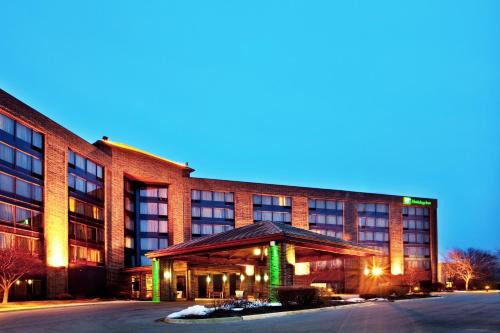 Holiday Inn Chicago Nw Crystal Lk Conv Ctr by IHG