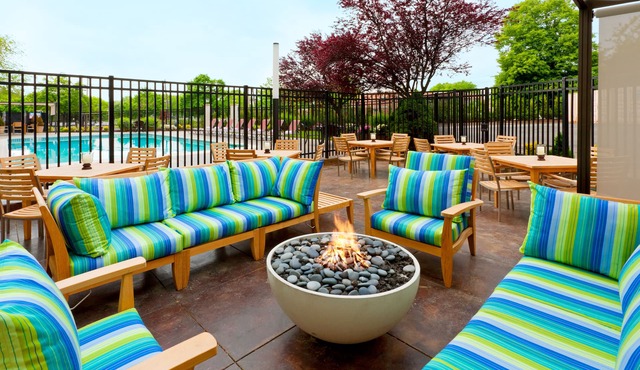 Holiday Inn Clark - Newark Area by IHG