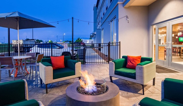Holiday Inn Clarksville Northeast by IHG