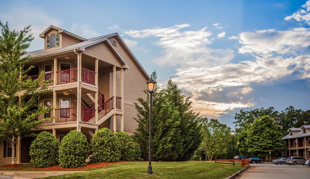 Holiday Inn Club Vacations Apple Mountain Resort at Clarkesville by IHG