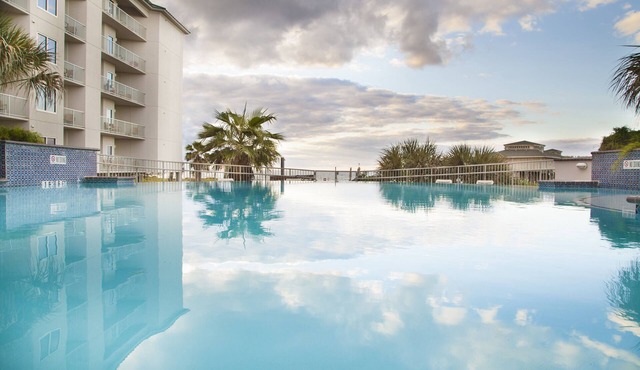 Holiday Inn Club Vacations Galveston Beach Resort by IHG