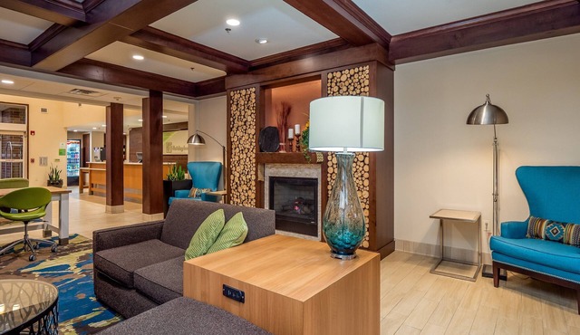 Holiday Inn & Conference Center Marshfield by IHG