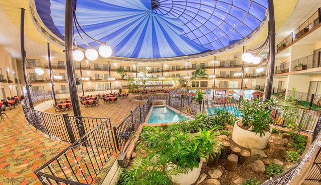 Holiday Inn Des Moines-Airport/Conf Center by IHG