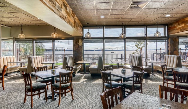 Holiday Inn Detroit Lakes by IHG