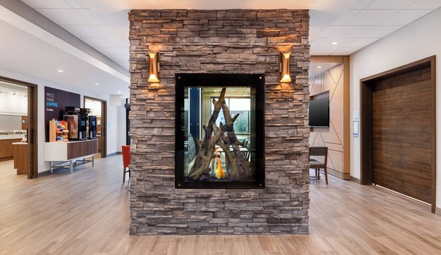 Holiday Inn Express & Suites Steamboat Springs by IHG