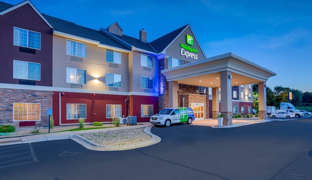 Holiday Inn Express St Paul S - Inver Grove Hgts by IHG