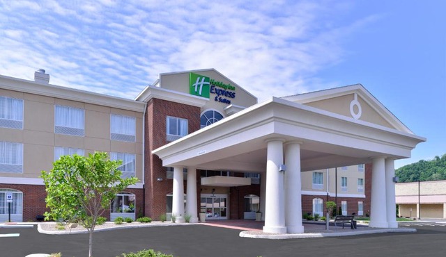 Holiday Inn Express & Suites New Martinsville by IHG