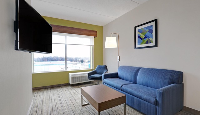 Holiday Inn Express & Suites Port Elgin by IHG