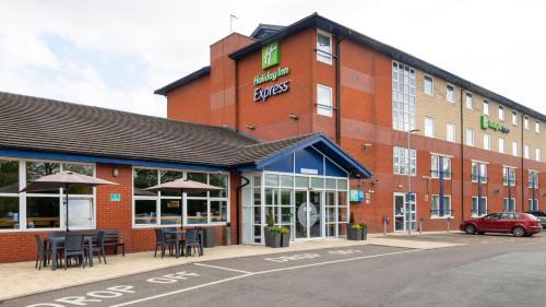 Holiday Inn Express Burton Upon Trent by IHG