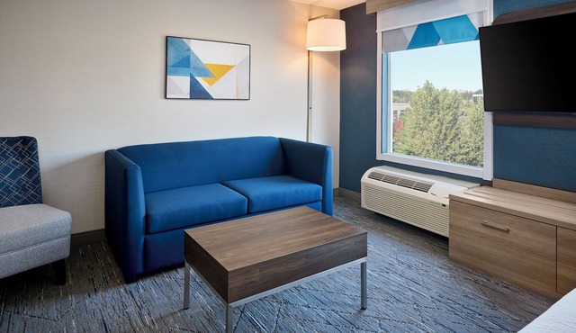Holiday Inn Express and Suites Kitchener Southeast by IHG