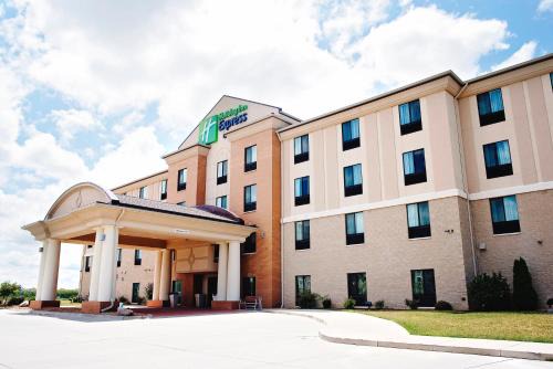 Holiday Inn Express and Suites Urbandale Des Moines by IHG