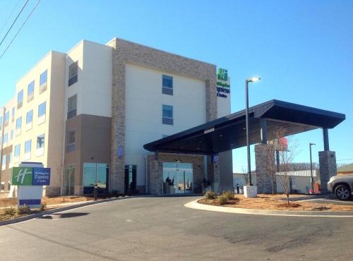 Holiday Inn Express and Suites Tahlequah by IHG