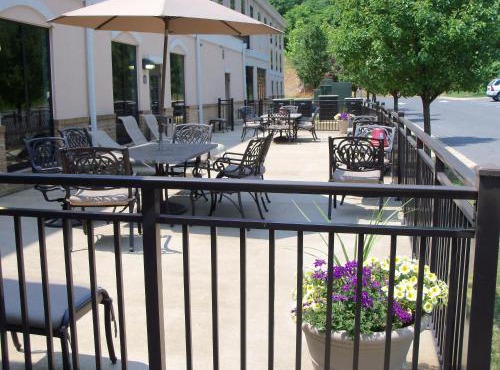 Holiday Inn Express and Suites Winchester by IHG
