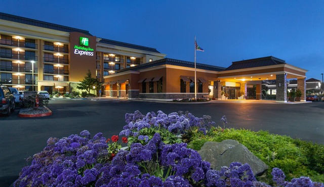 Holiday Inn Express at Monterey Bay by IHG