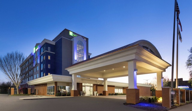 Holiday Inn Express Augusta Downtown by IHG