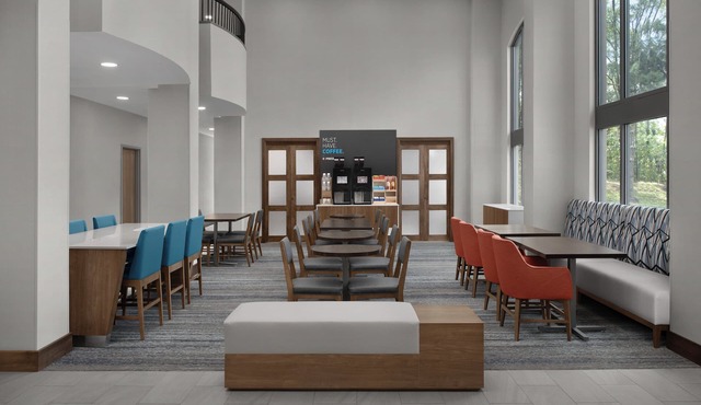 Holiday Inn Express Baltimore - BWI Airport NE by IHG