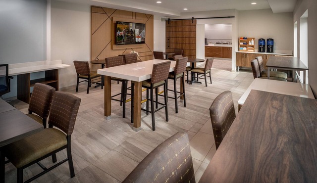 Holiday Inn Express Charleston-Kanawha City by IHG