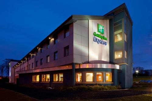 Holiday Inn Express Dunfermline by IHG