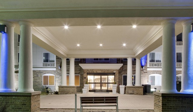 Holiday Inn Express Hotel & Suites Jacksonville by IHG