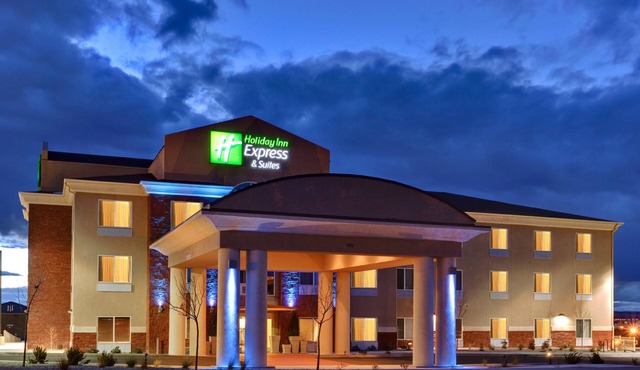 Holiday Inn Express Hotel & Suites Albuquerque Airport by IHG
