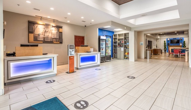 Holiday Inn Express Hotel and Suites Statesville by IHG