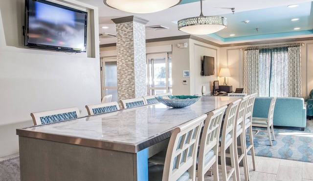 Holiday Inn Express Hotel & Suites Brookhaven by IHG