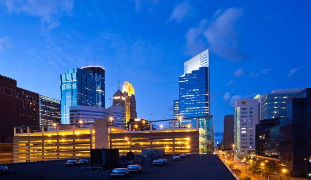 Holiday Inn Express Hotel & Suites Downtown Minneapolis by IHG