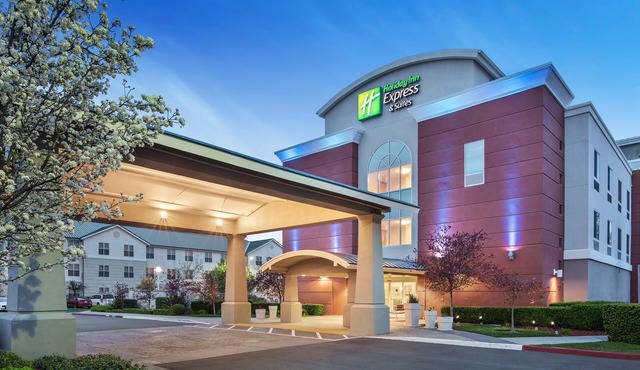 Holiday Inn Express Hotel Sacramento Airport Natomas by IHG