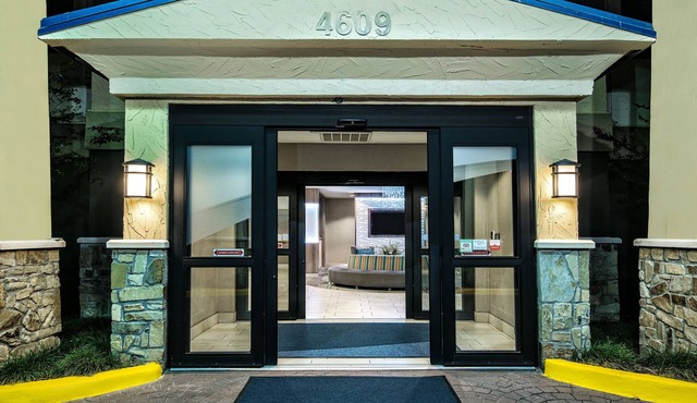 Holiday Inn Express Hotel & Suites Fort Worth Southwest I-20 by IHG