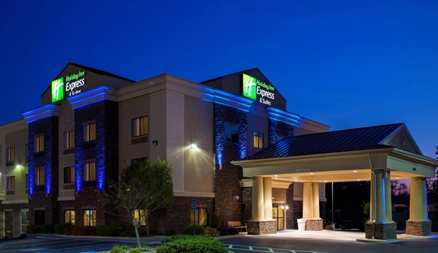 Holiday Inn Express Hotel & Suites Lewisburg by IHG