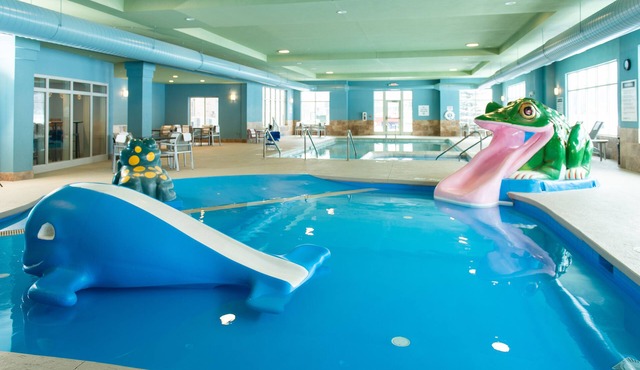 Holiday Inn Express Hotel & Suites Wausau by IHG