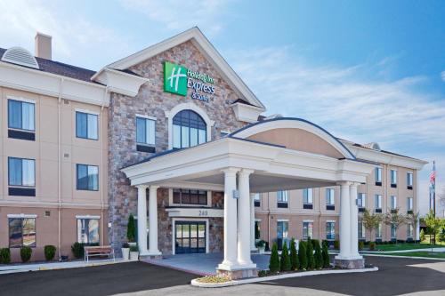 Holiday Inn Express Hotel & Suites Warminster-Horsham by IHG