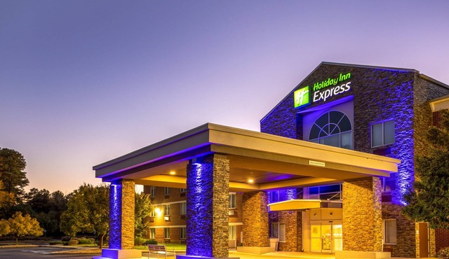 Holiday Inn Express Hotel & Suites Salisbury - Delmar by IHG