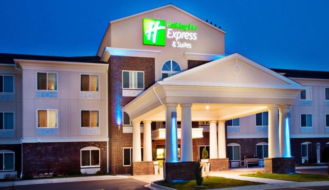 Holiday Inn Express Hotel & Suites - Dubuque West by IHG