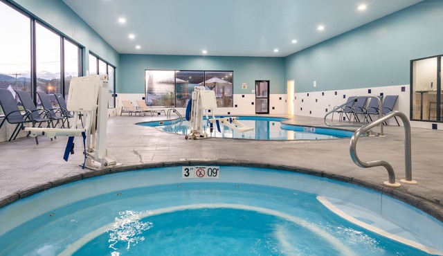 Holiday Inn Express Hotel & Suites ELKINS by IHG