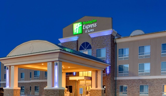 Holiday Inn Express Hotel & Suites Grants - Milan by IHG
