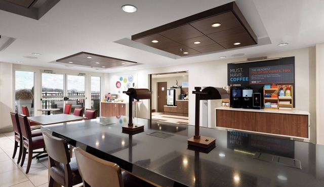 Holiday Inn Express Hotel & Suites Chattanooga-Hixson by IHG