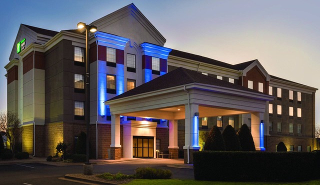 Holiday Inn Express Hotel & Suites Lawton-Fort Sill by IHG