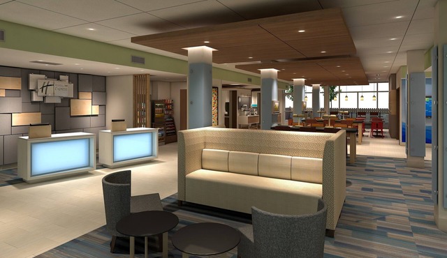 Holiday Inn Express Hotel & Suites Quincy I-10 by IHG