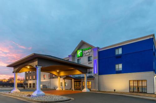 Holiday Inn Express Hotel & Suites Lonoke I-40 by IHG