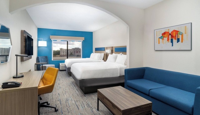 Holiday Inn Express Hotel & Suites Pratt by IHG