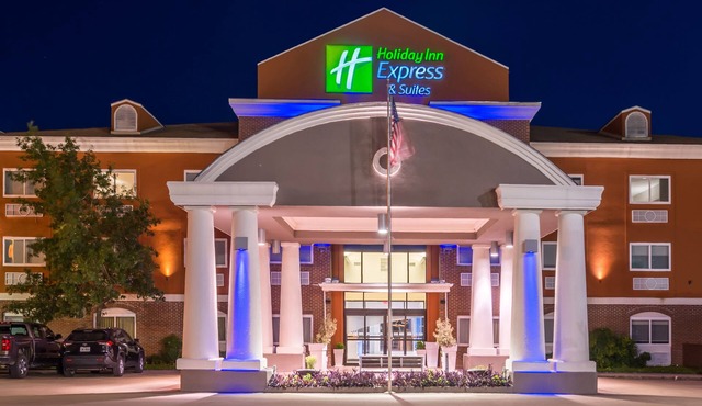 Holiday Inn Express Hotel & Suites Elgin by IHG