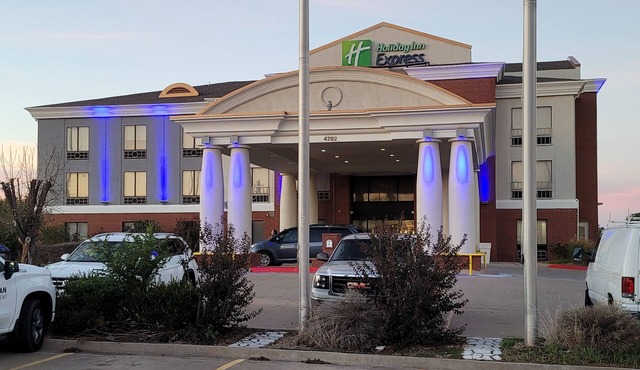 Holiday Inn Express Hotel & Suites Enid - Highway 412 by IHG
